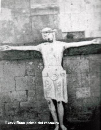 Il crocifisso prima del restauro