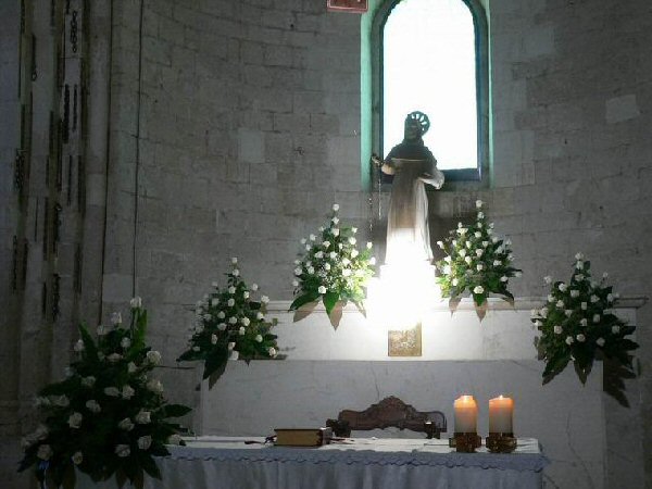 Projektion von Licht auf den Altar